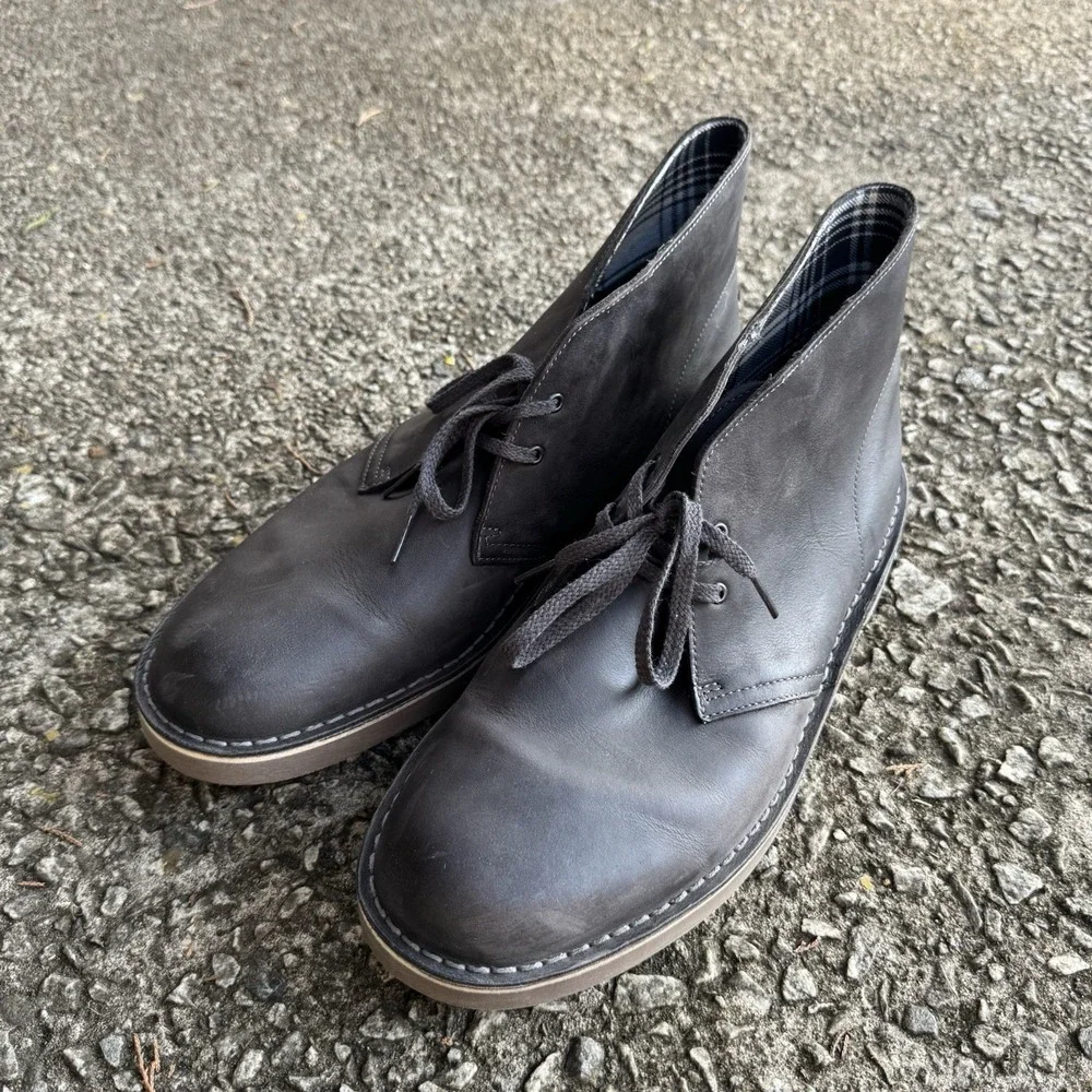 Clarks Mens Bushacre Chukka Boot Size 13 Gray Leather Lace Up Casual